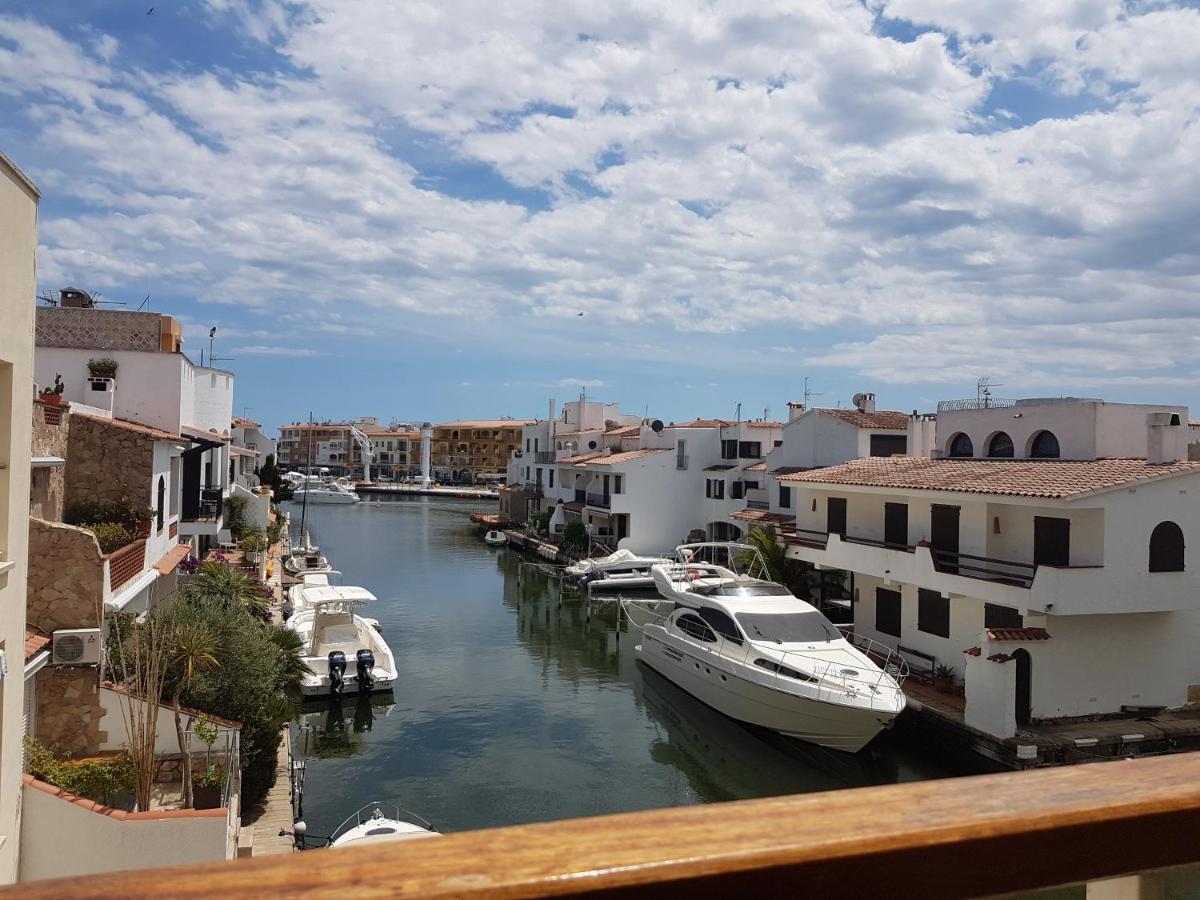 Magnifico Apartamento Junto Al Canal Principal. Empuriabrava Buitenkant foto